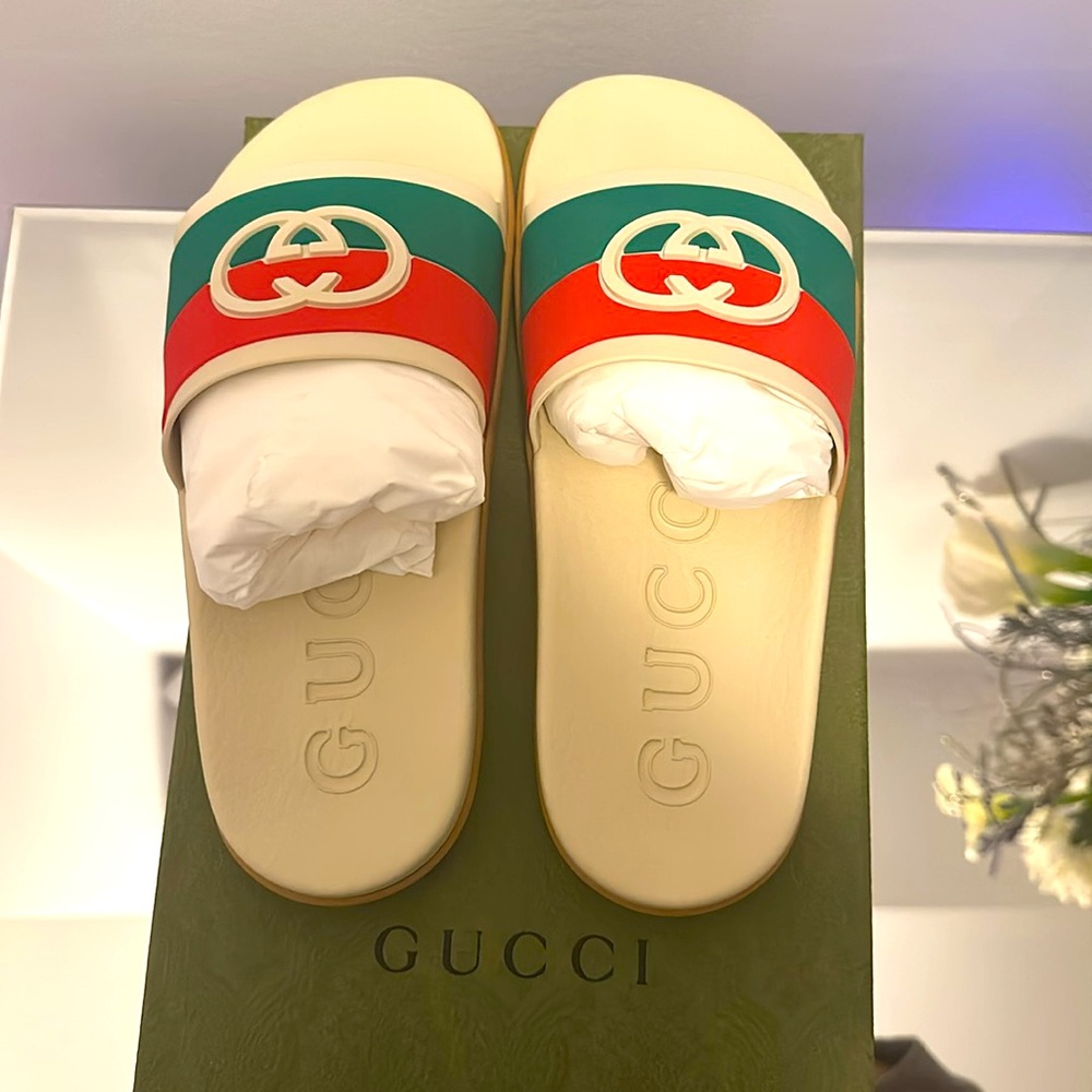 New Gucci GG red and green slides